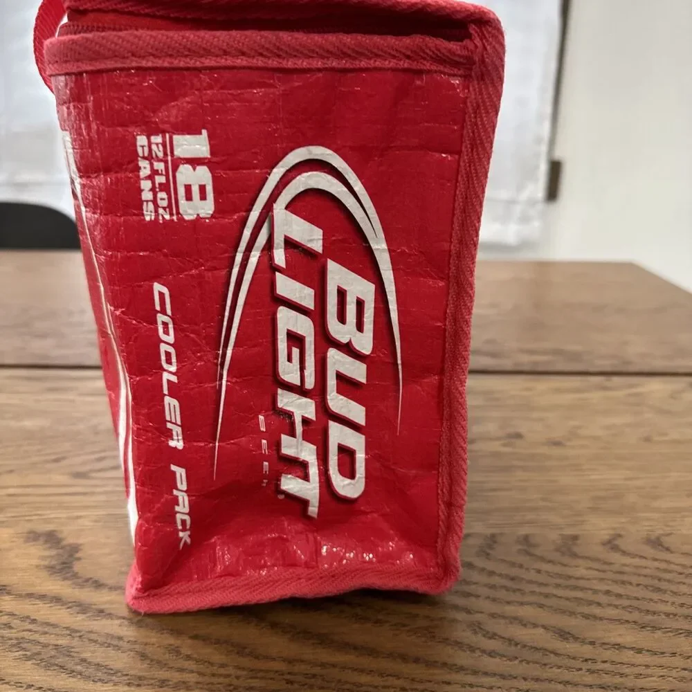 BUD LIGHT 18 Can Beer Cooler Pack Tote Lined Bag Bud Light RED 2009 no tags